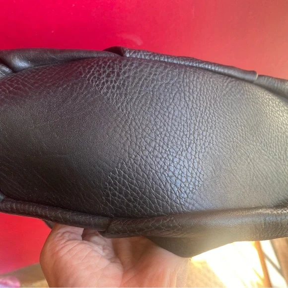 Stylish Sole Society Black Vegan Hobo with Tassel and gold accents like new - Picture 11 of 11